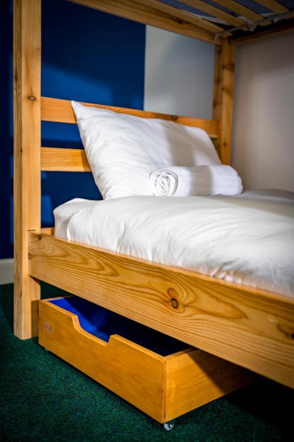 Loch Ness Bunk Inn 드럼나드로킷 외부 사진