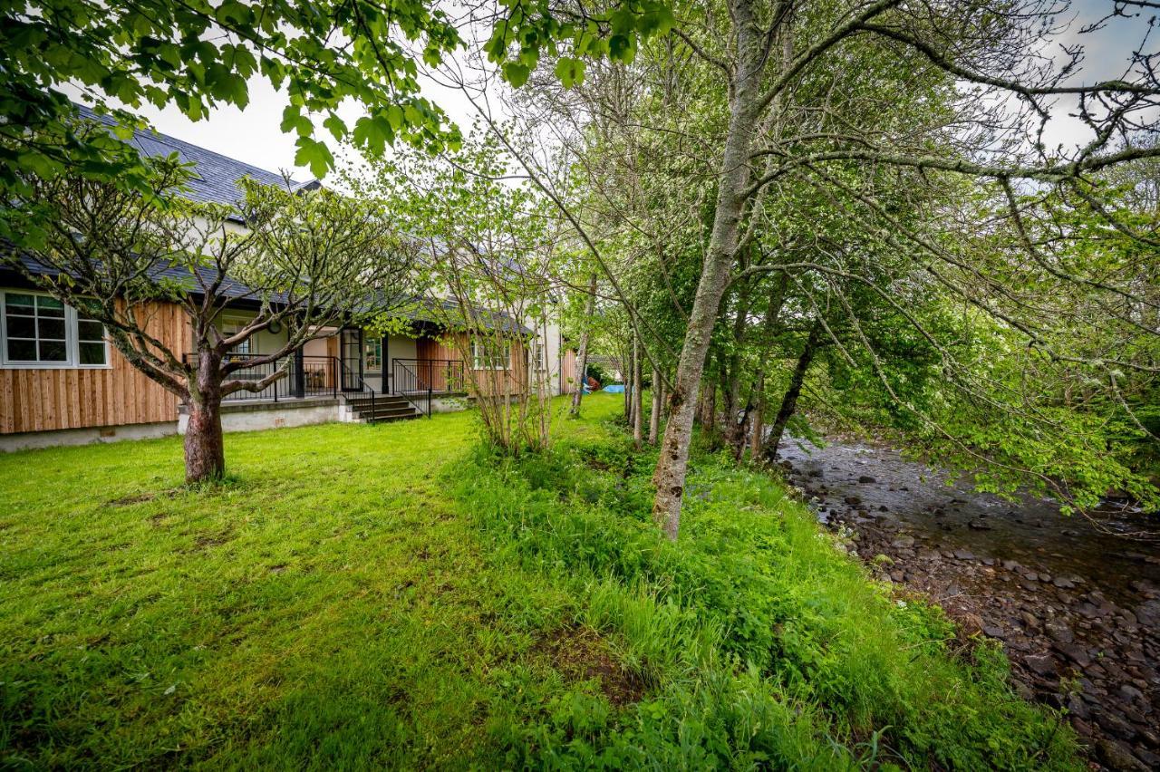 Loch Ness Bunk Inn 드럼나드로킷 외부 사진