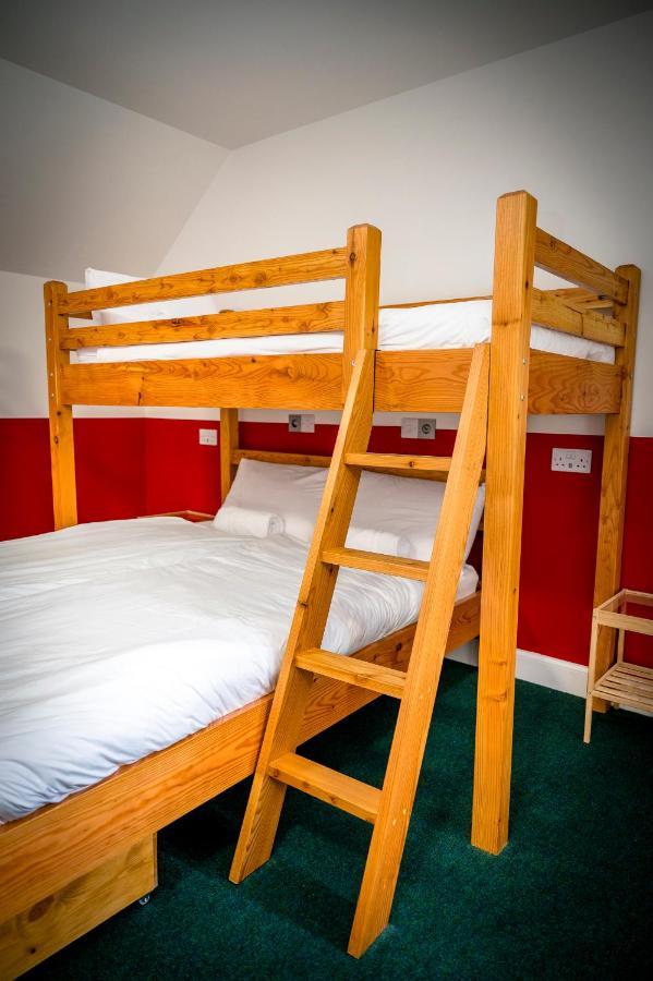Loch Ness Bunk Inn 드럼나드로킷 외부 사진